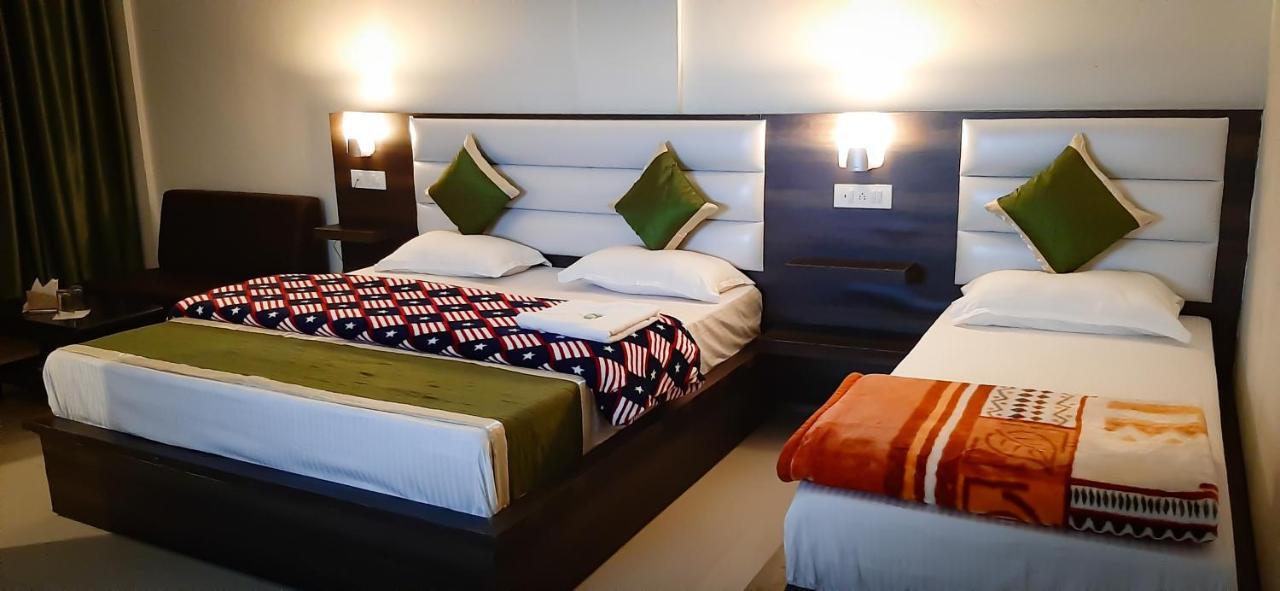 Hotel Green Park Kharar Екстер'єр фото